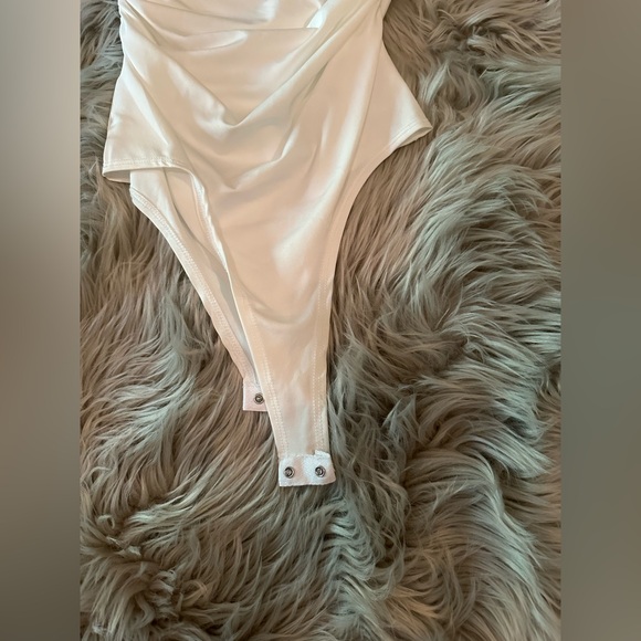 White bodysuit - Picture 3 of 4